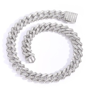 สร้อยคอทองเหลืองชุบทอง16มม. 18K ประดับเพชร CZ มรกตตัดแบบคิวบาเป็นของขวัญ - Product Image 2