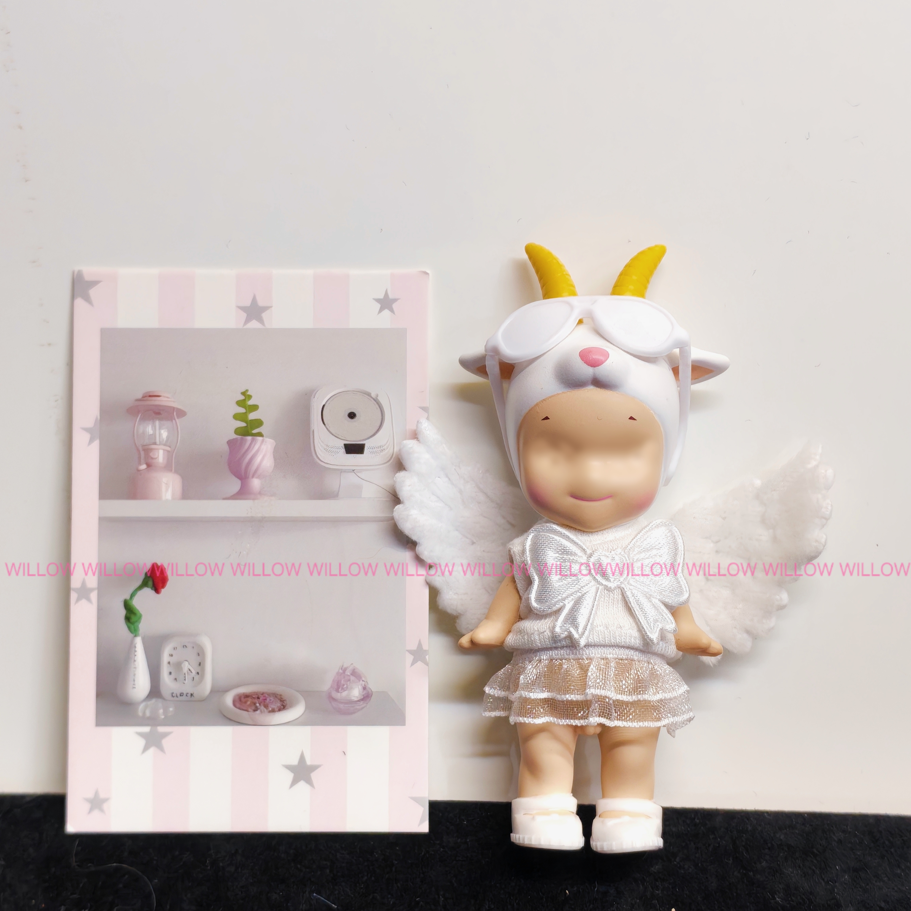 Accessories + top + skirt + wings + shoes