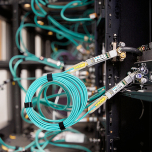 Hot 100G Rechen zentrum DSFP Active Optical Cable (AOC) 7M Switch für Netzwerk und FTTH für OLT-Verwendung - Product Image 4