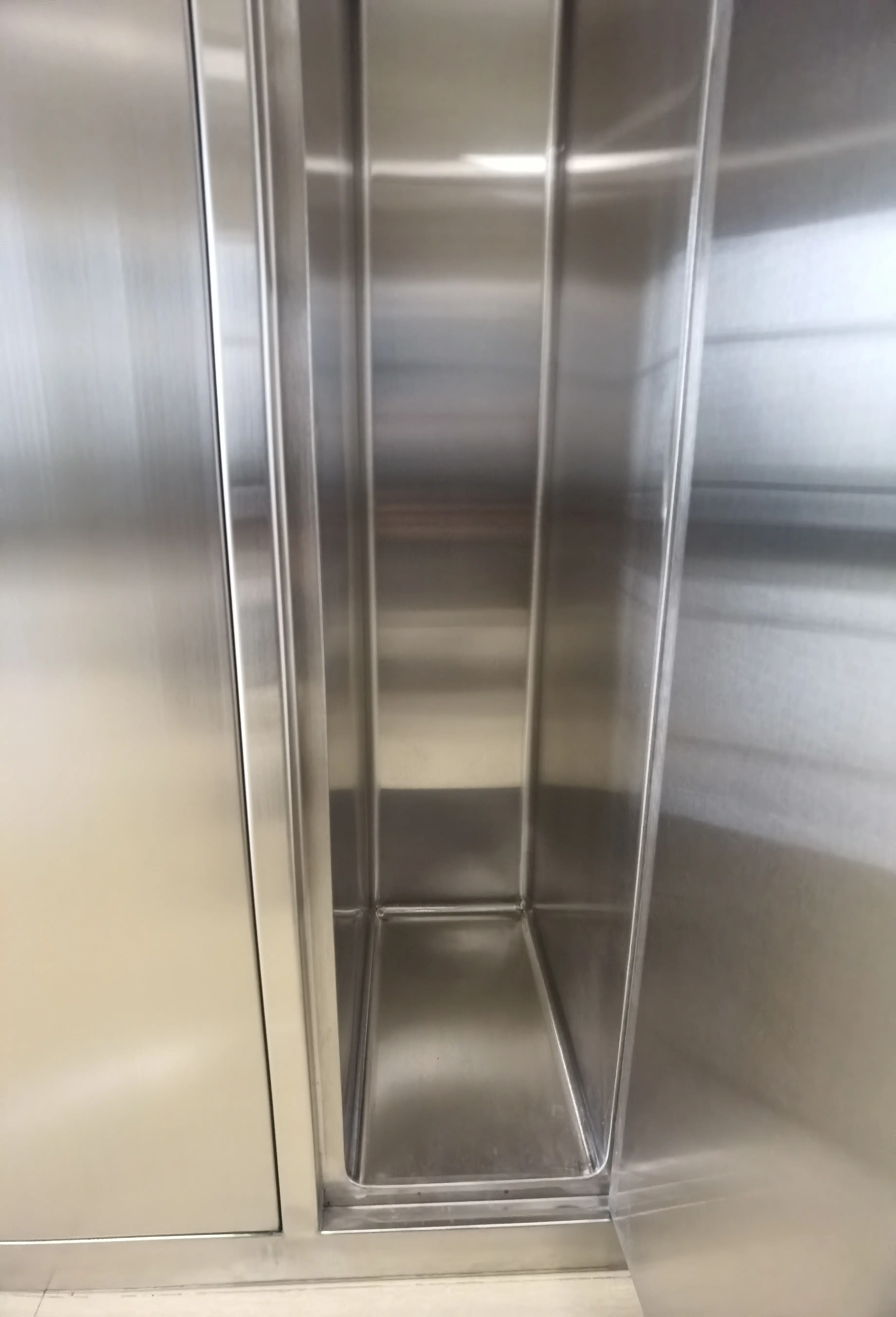 AIRTC casiers à deux niveaux sur mesure casier de travailleur en acier inoxydable 304 pour les usines électroniques salle blanche