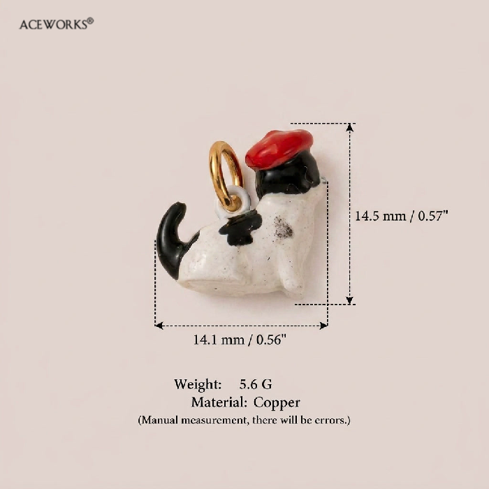 Breloque chat tacheté de béret rouge