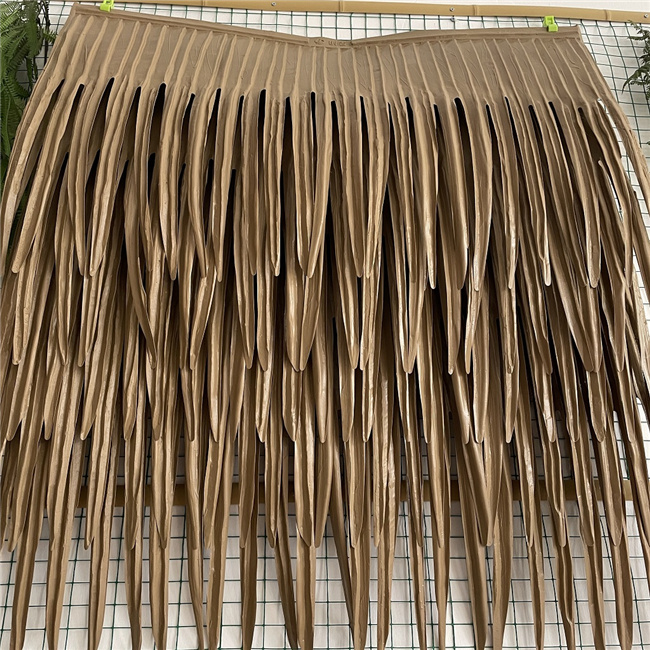 Factory Wholesale Synthetic Artificial Palm Leaves Thatch Roof Tiles With Good Quality