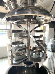 5-25l ขนาดเล็ก Lab สูญญากาศอิมัลซิไฟเออร์ผสมครีมมายองเนสผสมเครื่อง Homogenizer ผลิตภัณฑ์ดูแลผิวสูญญากาศอิมัลซิไฟเออร์ผสม - Product Image 3