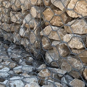 Vendita all'ingrosso di alta qualità su misura esagonale rete metallica gabbione maglia di pietra netto per ambienti corrosivi acqua saldatura inclusa - Product Image 1