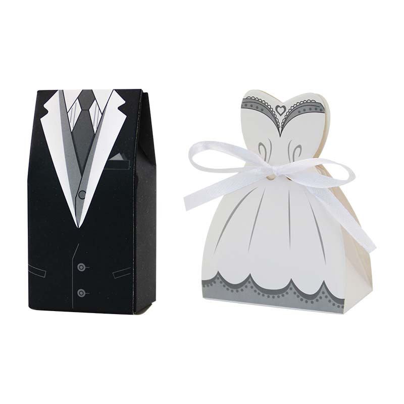Cravate et robe de mariée