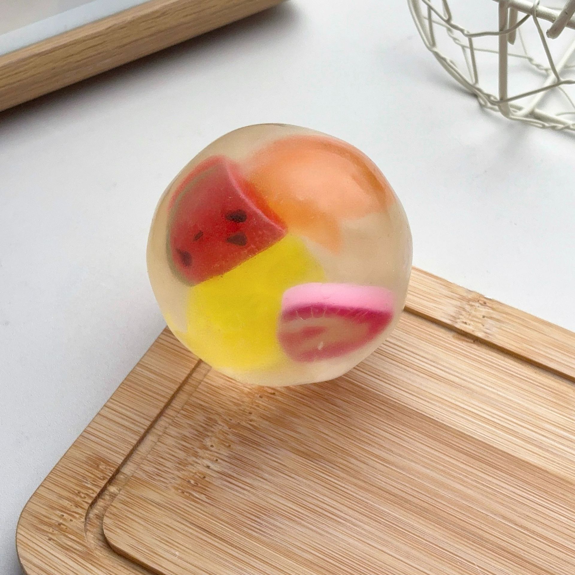 Boule artisanale de vaseline aux fruits mélangés de 6 cm