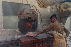 Demir tepsi ile organik saf pembe tuz blokları himalaya pembe tuz pişirme levhalar ızgara tuz blok Premium kalite 12x8x2