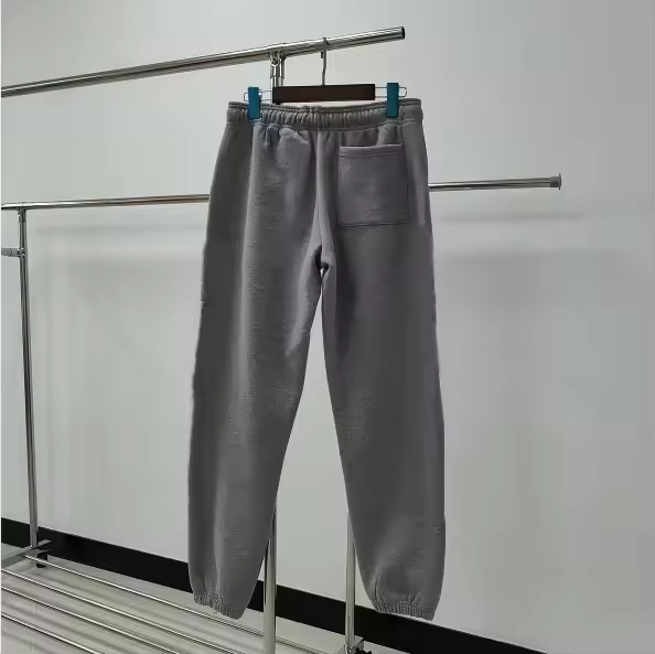 915 - Gris P