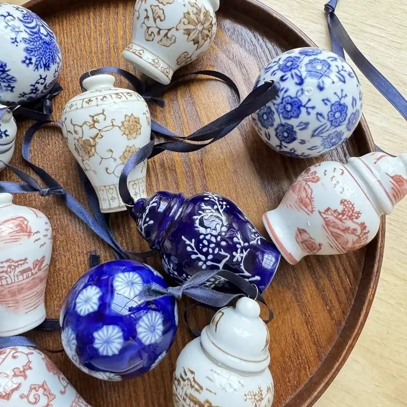 Blue and white porcelain small objects car pendants antique ceramic pendants handmade decorations
