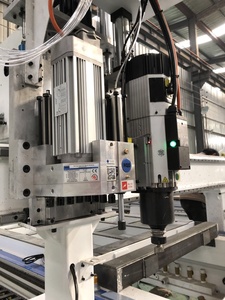 Linea di produzione dell'armadio per mobili con pannello in legno CA-1325 macchina per nidificazione cnc caricamento automatico scarico router cnc per cucina