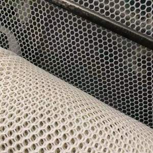 Зеленый цвет ПВХ HDPE пластиковая сетка сетчатая оконная сетка ограждение ферма пластиковая сетка для садового забора