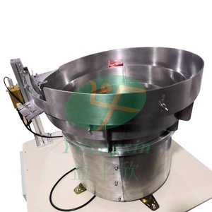 Voll automatische Montage maschine mit vibrierender Scheibe und rotierender Zuführung Automat isierte Schraubenverriegelungs-Lager kern komponenten - Product Image 1