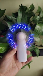 2025新款便携式迷你可编程USB DIY信息发光二极管风扇可定制电光字手持风扇
