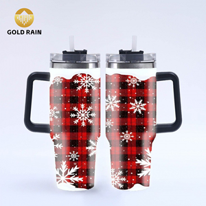 Özelleştirilebilir fincan 40oz Tumbler paslanmaz çelik yalıtımlı su şişesi Stanley Tumbler 40oz kolu ve saman ile