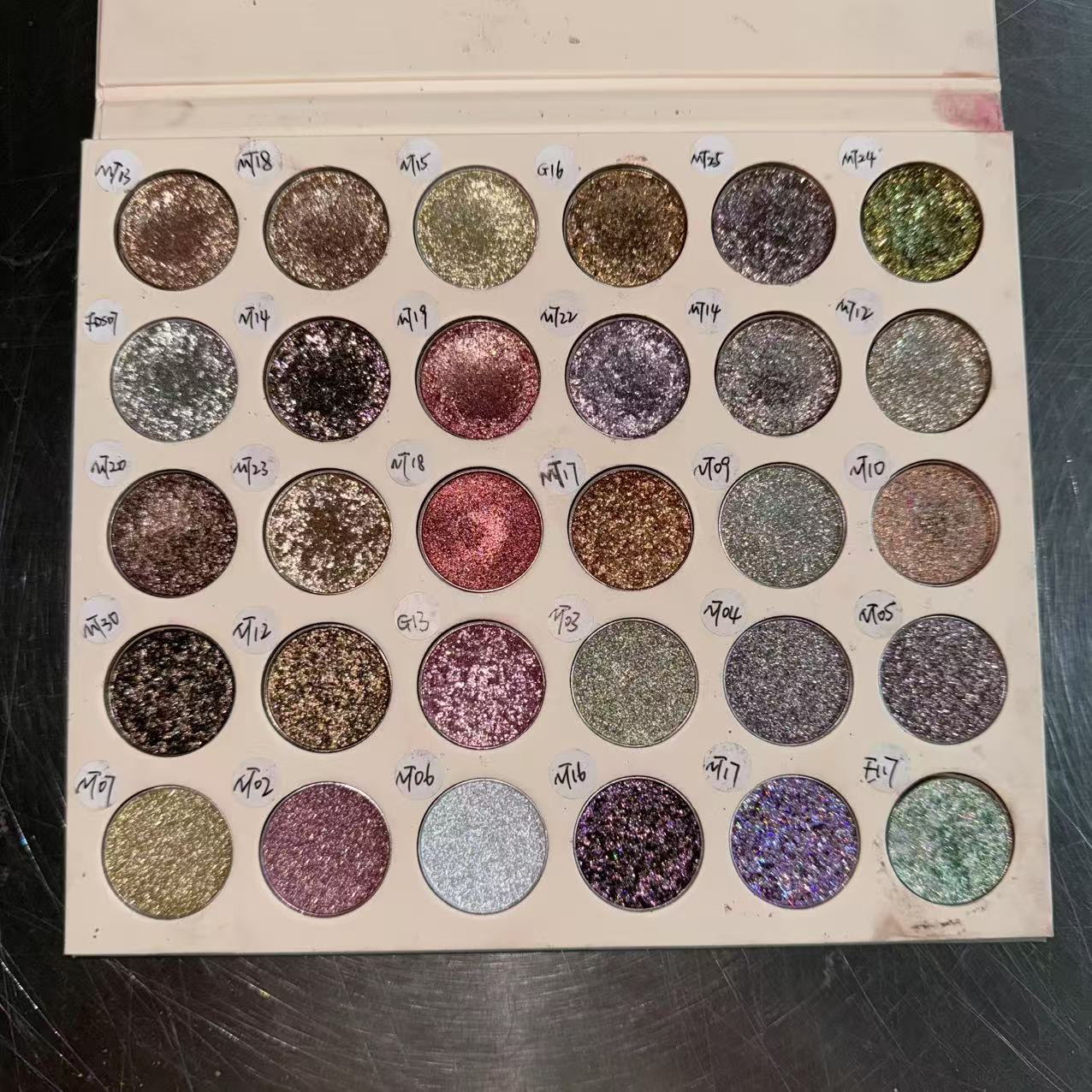 สีประกายเดี่ยว - NT18