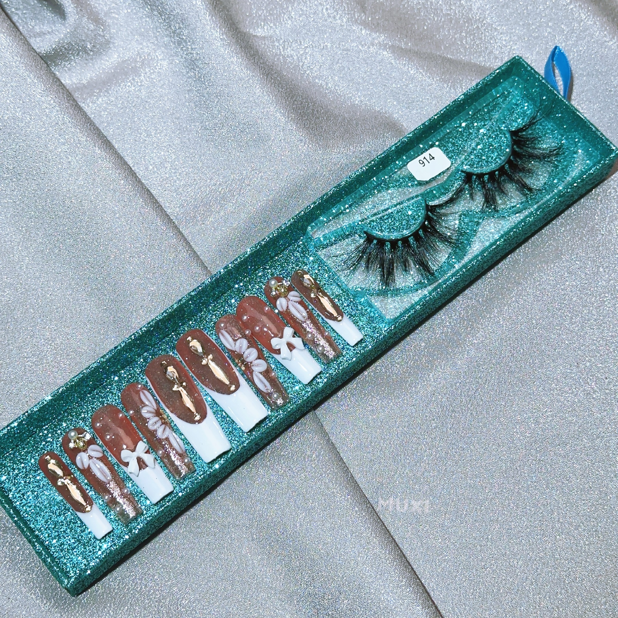 C329