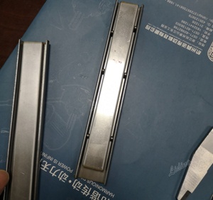 Macchina per la formatura di rulli scorrevoli per linee di produzione