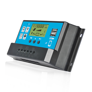 Voll automatischer Solar pumpens teuerung 12V 24V 10A 20A 30A Solar laderegler mit zwei USB-Ausgängen 5V/2A PMW-Regler