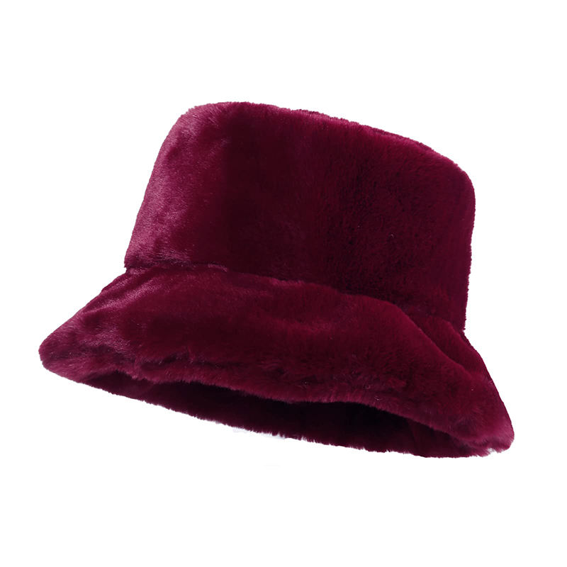 สีแดงเข้ม