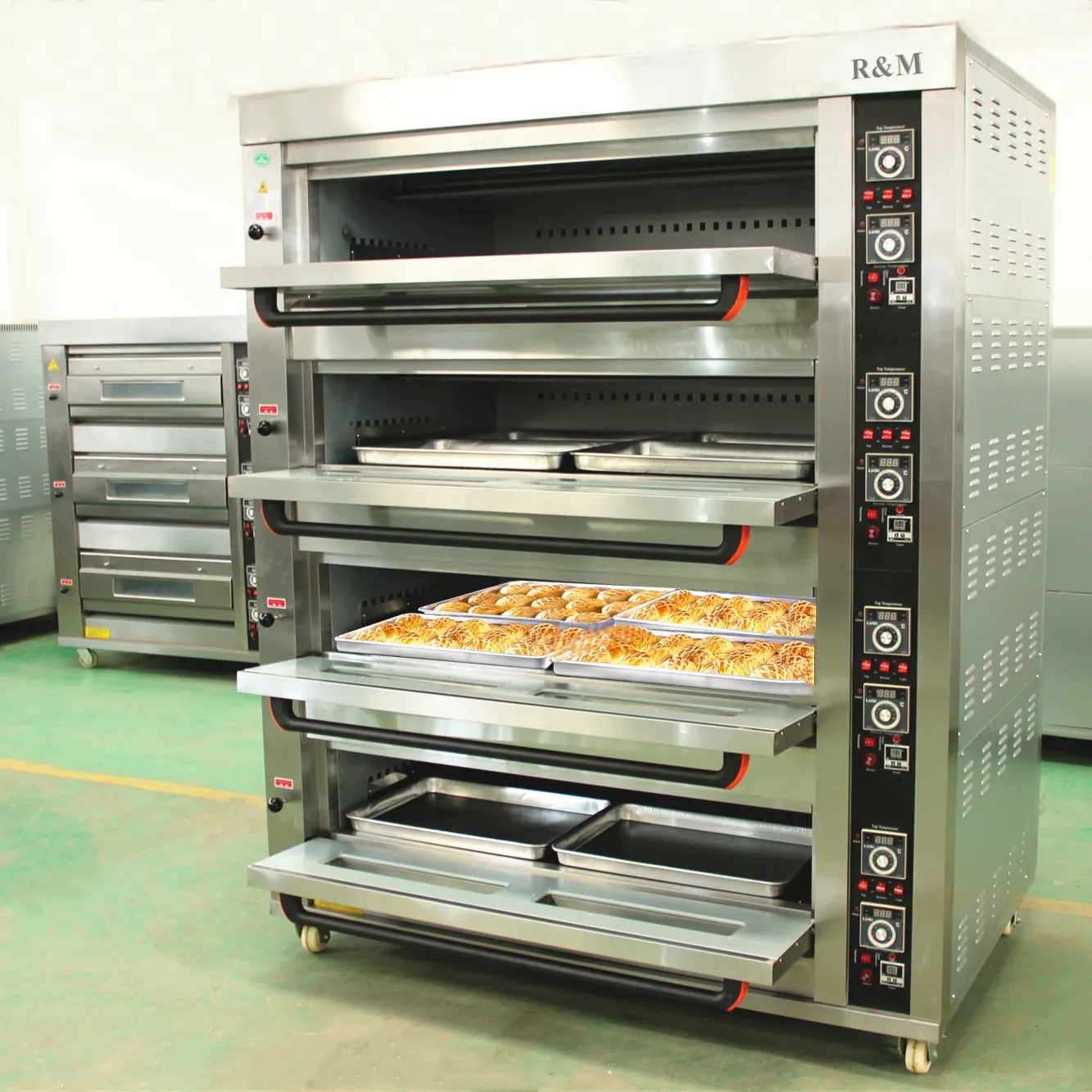 Industrial big pizza 3 4 decks 9 12 16 teglie gas power electric bread deck forno commerciale attrezzature da forno per la vendita di torte da forno