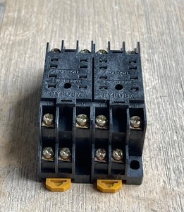 Nuovo e originale Plc PYF08A relè BASE 8 PIN 7A 250V lotto di 2 PLC Controller di programmazione - Product Image 3