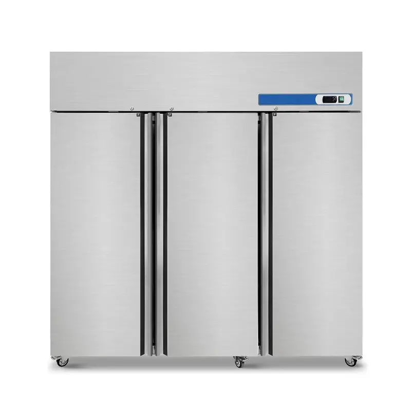 Grand refroidisseur vertical 72 "W 3 portes Équipement de réfrigération Réfrigérateur commercial Ventilateur intégré Refroidissement Réfrigérateur en acier inoxydable