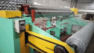 <strong>Automatic</strong> <strong>Hexagonal</strong> Wire <strong>Netting</strong> <strong>Machine</strong> for Bird Cages <strong>Hexagonal</strong> Wire Mesh Making <strong>Machine</strong> - Product Image 5