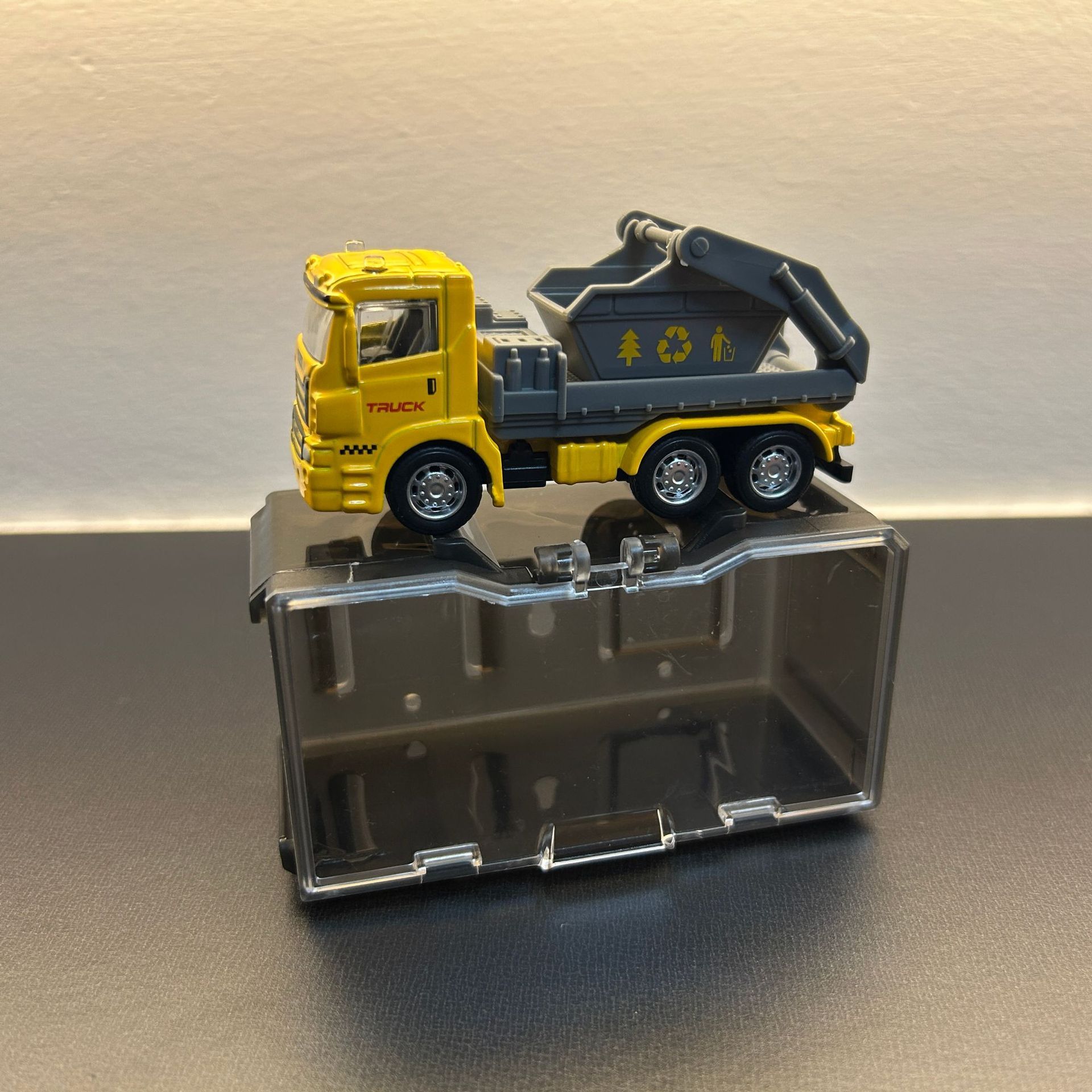 Engineering series waste cart-single unit with display box