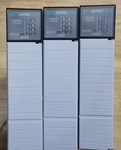 オリジナルの新しいPlcモジュール1746-NO8V PLCコントローラMini Plc - Product Image 1