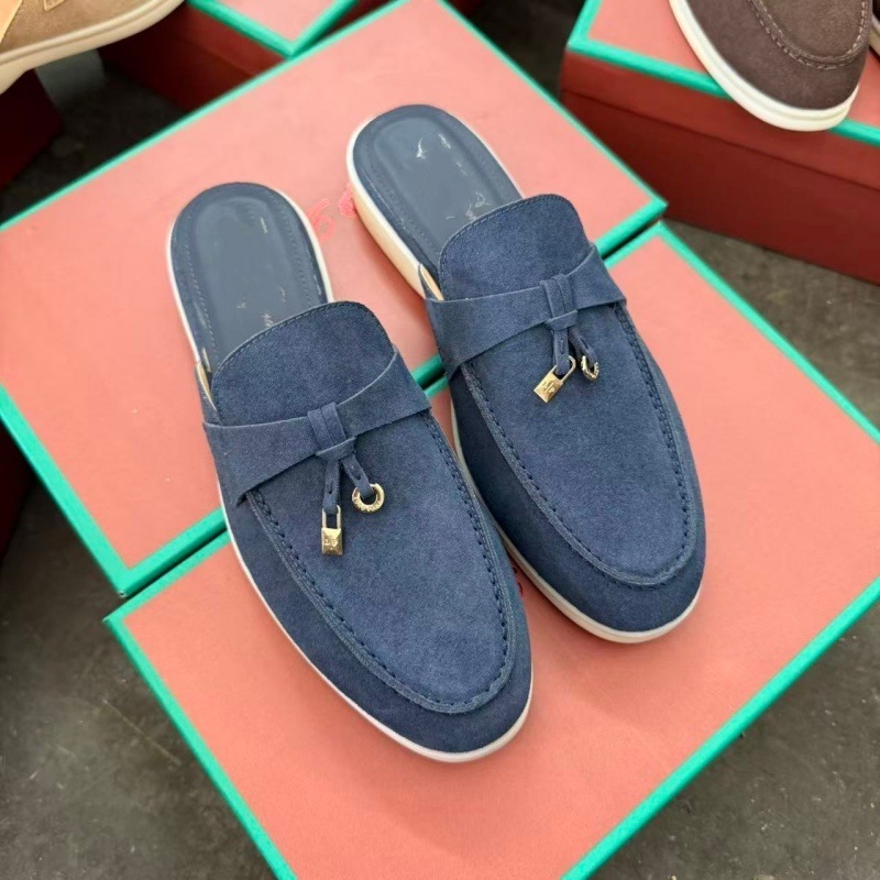 Bleu brumeux