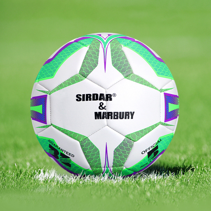 Cousu à la machine-co-branding-vert