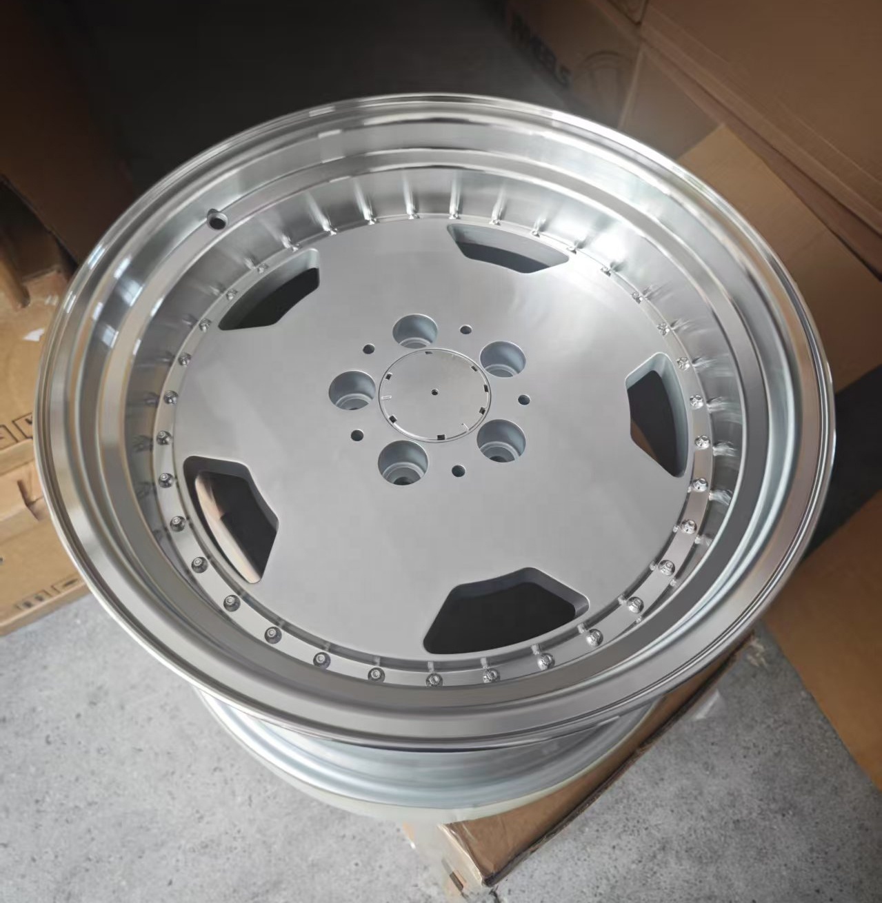 Silver Machine Lip