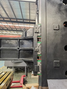 Fresadora CNC Vertical automática VMC1580 de alta precisión 3 4 5 ejes precio competitivo solo BT50 - Product Image 6