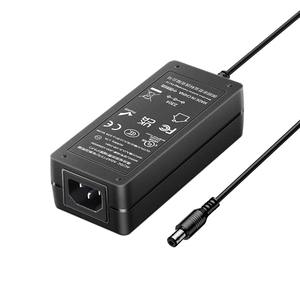 En Stock Ajustable Escritorio Universal Ac Dc Cargador Salida 60W 12V 5A Adaptador de corriente - Product Image 1