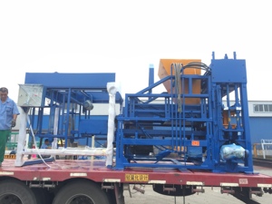 Plastic Recycle Bricks Making <strong>Machine</strong> <strong>QT5</strong>-15paver Glass Mold <strong>Block</strong> Making <strong>Machine</strong> Hydraulic <strong>Interlocking</strong> <strong>Block</strong> <strong>Machine</strong> - Product Image 5
