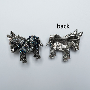 1 Donkey <strong>Brooch</strong> Alloy Diamond Set Gothic Ladies Accessory - Product Image 3