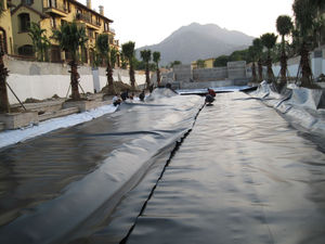 Su geçirmez EPDM EPDM kauçuk gölet Liner HDPE balık gölet Liner LLDPE geomembran baraj balık çiftlik su ürünleri dış mekan kullanımı 1mm modeli - Product Image 5
