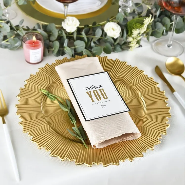 Decoración de mesa de estilo de lujo, placa de cargador de arrecife dorado de plástico redondo, bajo placas para fiesta de boda, venta al por mayor