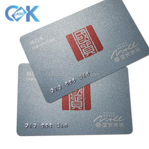 工厂免费定制金/银印刷压花编号PVC塑料卡，价格优惠 - Product Image 3