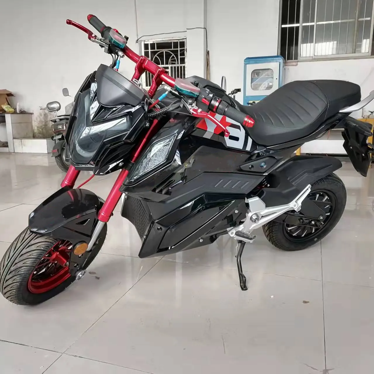 Yeni yetişkin elektrikli motosiklet 72V 3000W Eletrica motosiklet 65km hız elektrikli Scooter CKD/SKD