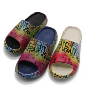 Женские шлепанцы - Product Image 1