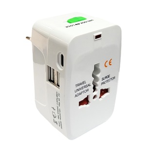 全球旅行多功能适配器2 USB + Type-C通用插头插座2A安全转换插座OEM定制额定CN - Product Image 5