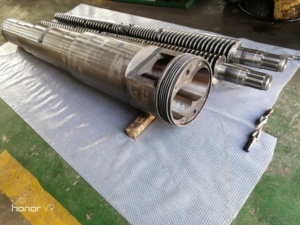 Plastic Tube Extrusion Moulding Machine Bimetallic <strong>Twin</strong> <strong>Conical</strong> <strong>Screw</strong> and <strong>Barrel</strong> for Pvc pp Wpc