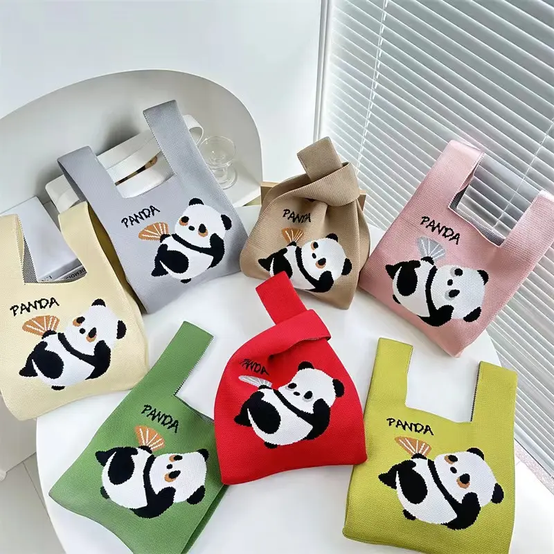 Borsa Tote colorata a spalla in maglia con Panda da viaggio stampato in cotone riciclabile alla moda personalizzato