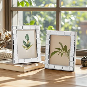 8*10时尚矩形组合图案装饰金属相框 - Product Image 1