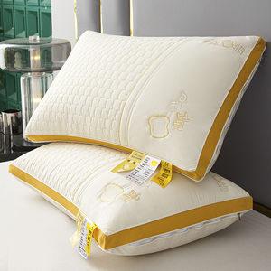 Customizable Polyester Fiber Filled Bed Pillow for Cervical <strong>Sleep</strong> <strong>Aid</strong> Easy to Clean in Batches - Product Image 3