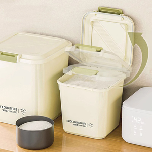 Doméstico 25KG Selado Balde De Arroz Cozinha À Prova De Umidade Grain Storage Box Strong Load Bear Food Organizer with Wheels