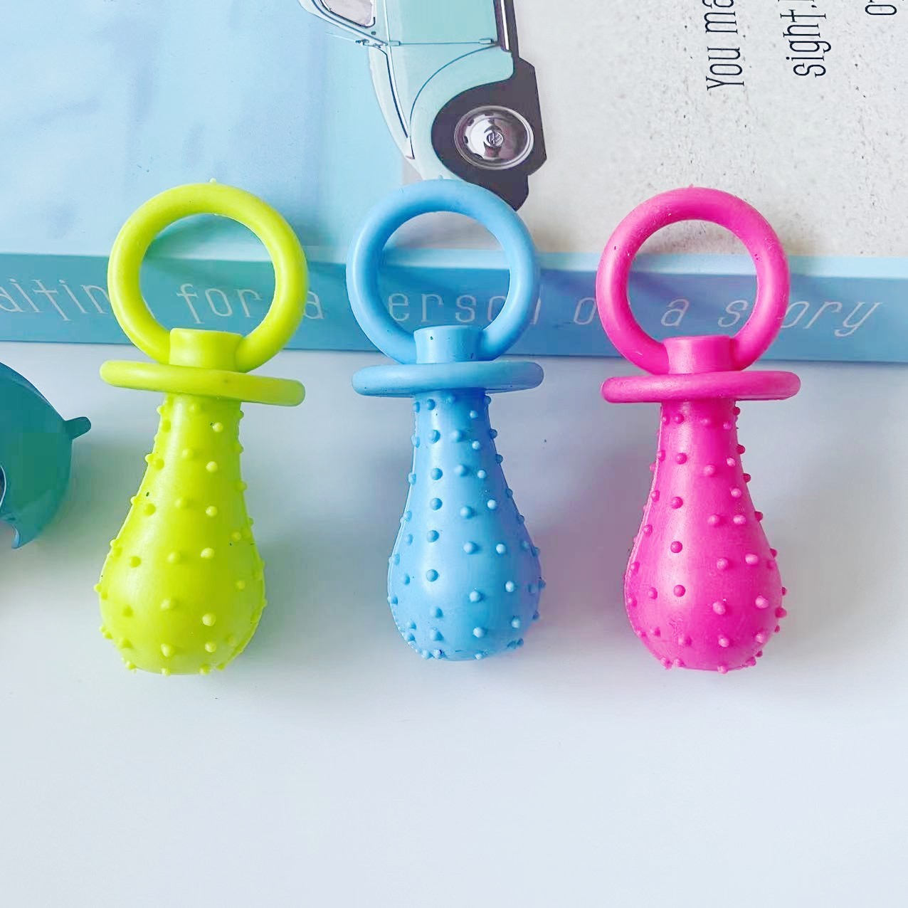 Pacifier-color random