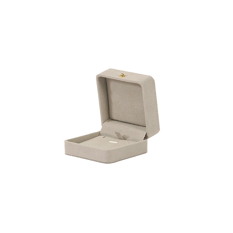 Pendant box