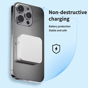 Mosquetón magnético de salida máxima de 20W, Banco de energía de carga inalámbrico portátil con entrada de 5V/2A para teléfono diseñado para automóviles, 1 unidad - Product Image 4